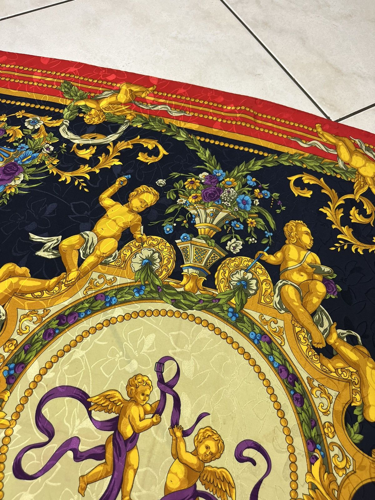 Designer × Roberta di Camerino × Vintage Vintage Roberta Di Camerino silk scarf handkerchief painted Size ONE SIZE - 14 Thumbnail