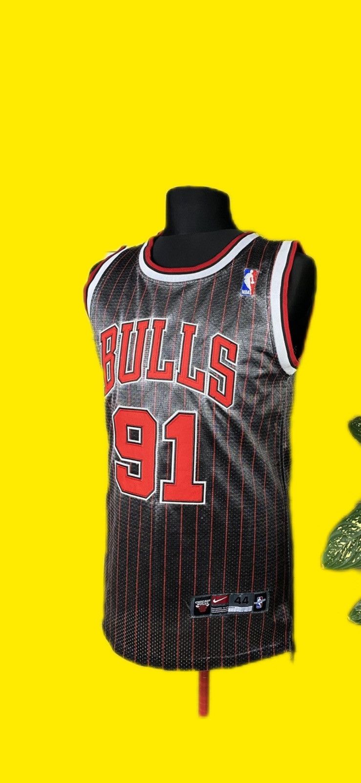 NBA × Nike × Vintage Vintage Team Nike Dennis Rodman Chicago Bulls Basketball #91 Size US XS / EU 42 / 0 - 1 Thumbnail