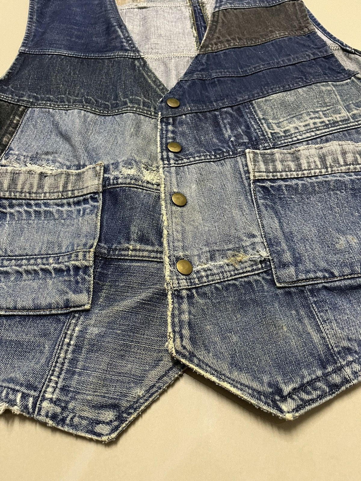 Other Custom Distressed denim snap button vest Size US L / EU 52-54 / 3 - 8 Thumbnail