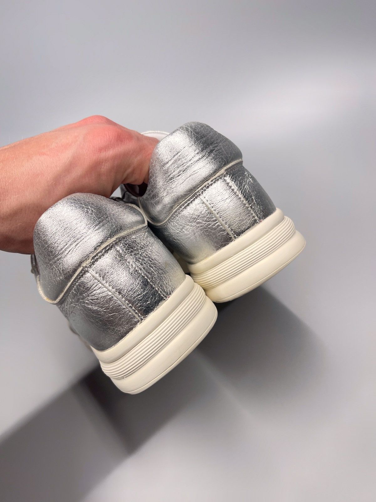 John Galliano John Galliano Metallic Sneakers Size US 7 / IT 37 - 6 Thumbnail