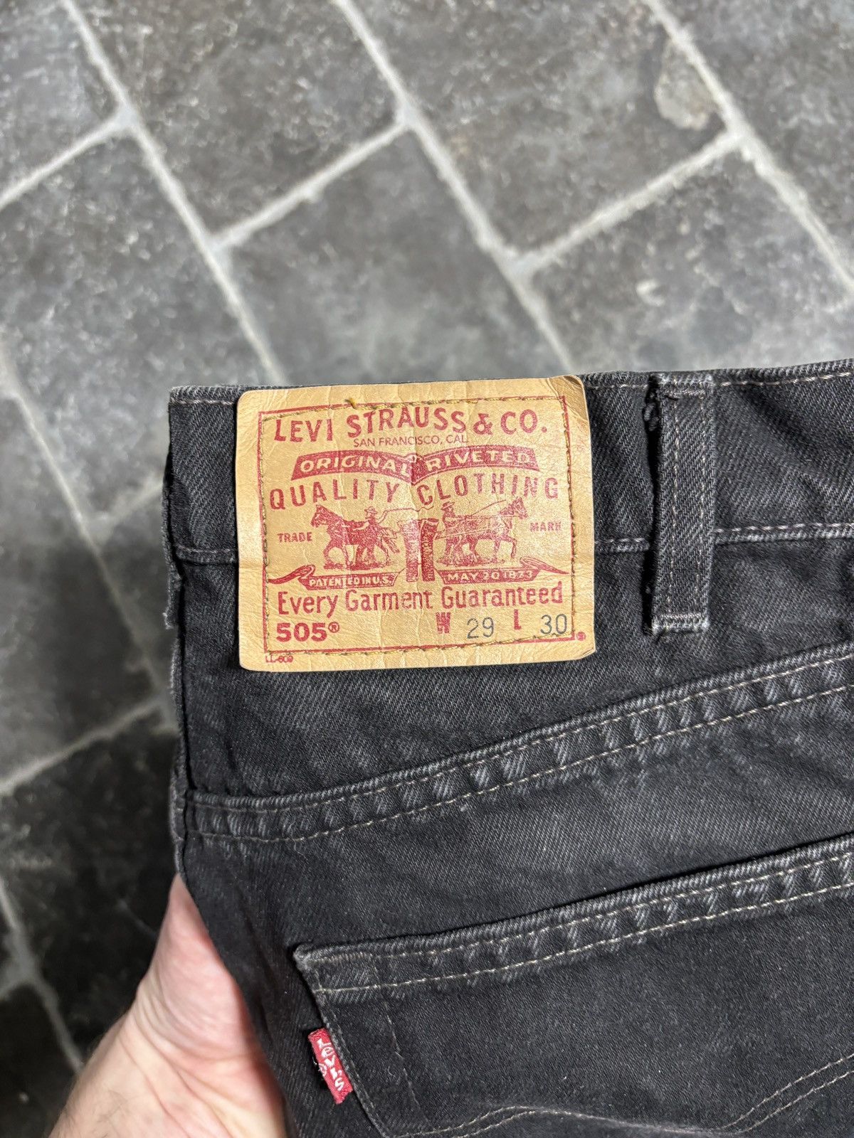 Levi's 1990’s Levi’s 505 Vintage Levi’s Made in Canada Black 29x30 Size US 29 - 8 Thumbnail