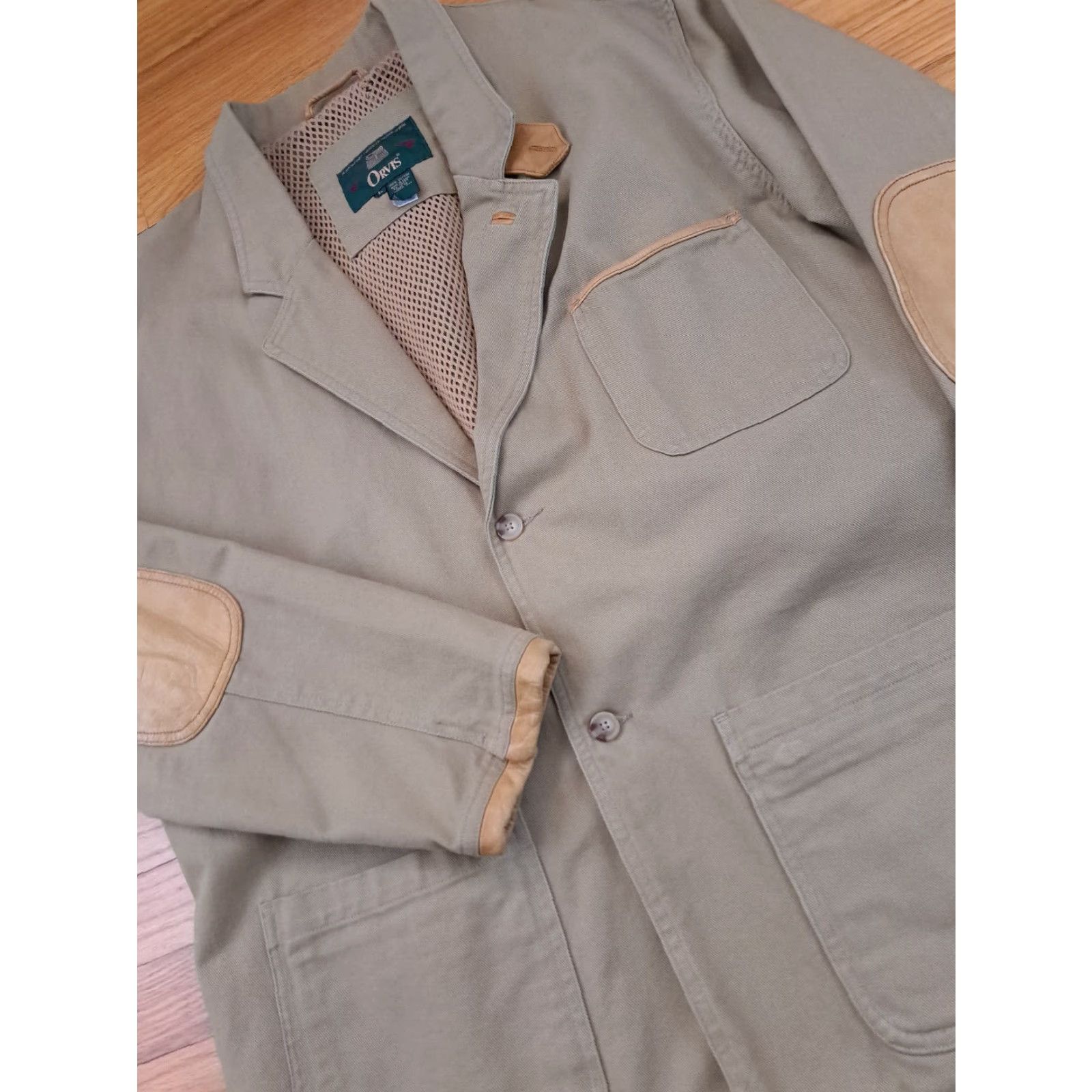 Orvis VINTAGE Orvis Coat Barn Coat Men Large Khaki Beige Canvas Pockets Elbow Patches Outdoor 34in long 25in pit to pit Size US L / EU 52-54 / 3 - 6 Thumbnail