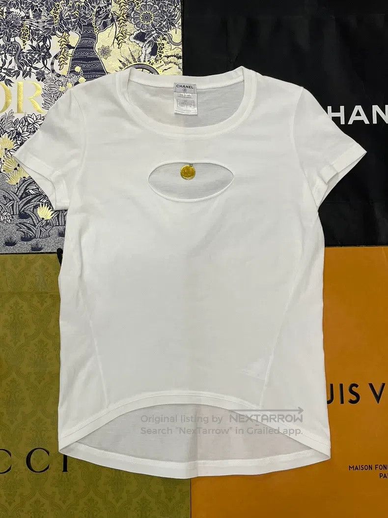 Chanel Chanel White gold coin hollow short-sleeved T-shirt Size XS / US 0-2 / IT 36-38 - 1 Thumbnail