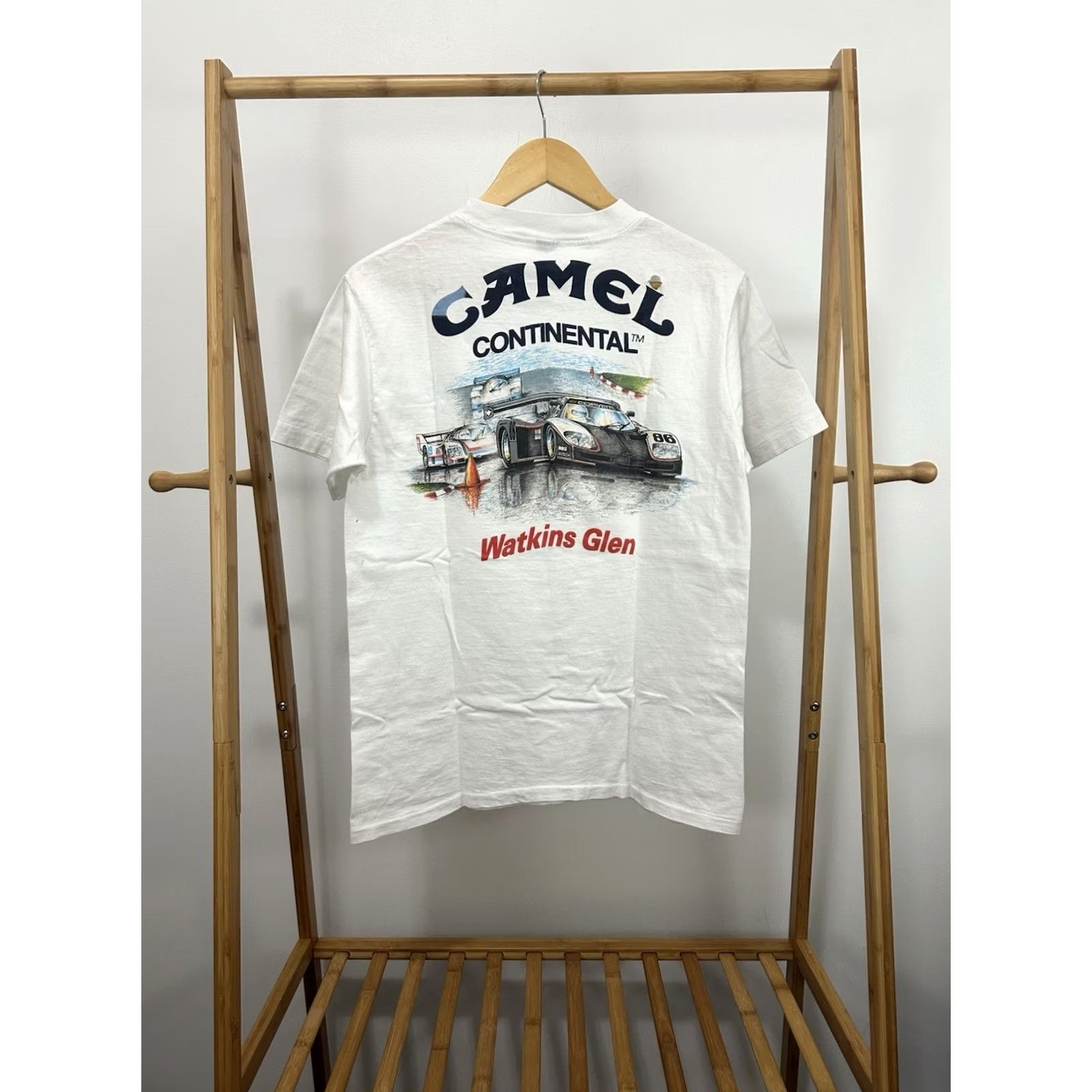 Anvil VTG 80s Camel GT Continental Watkins Glen F1 Formula NASCAR Racing T-Shirt L Mens White Camels - Joe Pit Crew IMSA Size US L / EU 52-54 / 3 - 2 Thumbnail