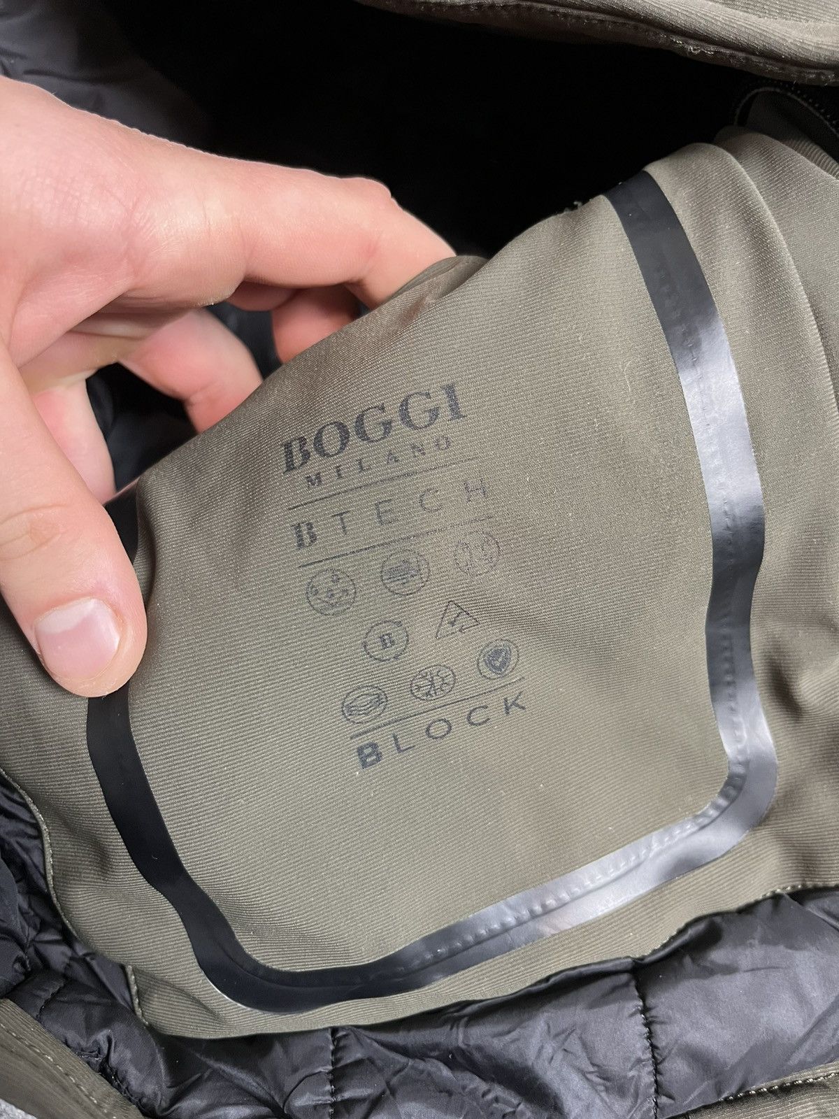 Boggi Boggi Milano B Tech heavy jacket Size US L / EU 52-54 / 3 - 9 Thumbnail