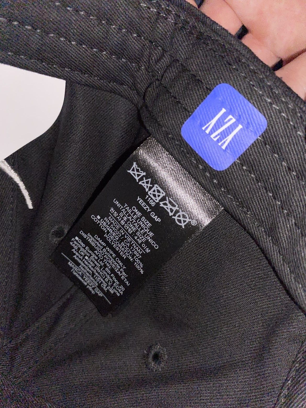 Balenciaga × Gap × Yeezy Yeezy Flame Cap Size ONE SIZE - 8 Thumbnail