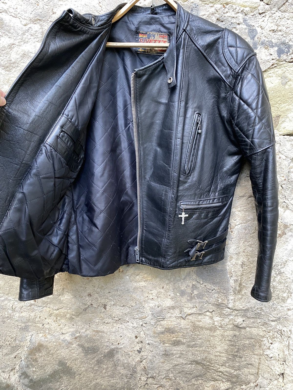 Vintage Vintage 80s Rivetts London Leather Biker Jacket Cafe Racer Size US L / EU 52-54 / 3 - 13 Thumbnail