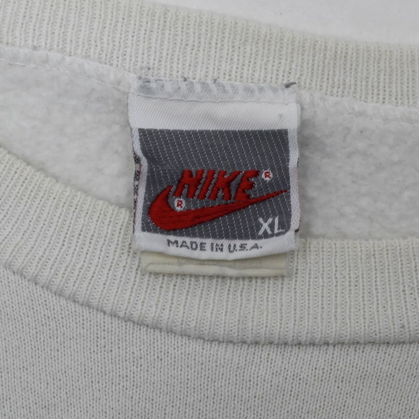 Nike VINTAGE Nike Volleyball XL Pullover Sweatshirt Men White 90s Team All-Star Made In USA XL Size US XL / EU 56 / 4 - 3 Thumbnail