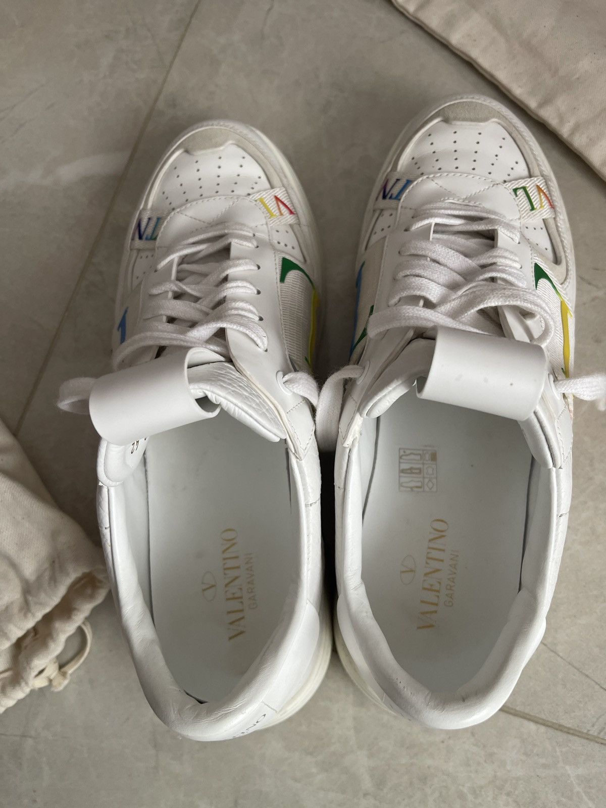 Valentino Valentino Sneakers — Worn Once 🔥 Size US 9 / EU 42 - 8 Thumbnail