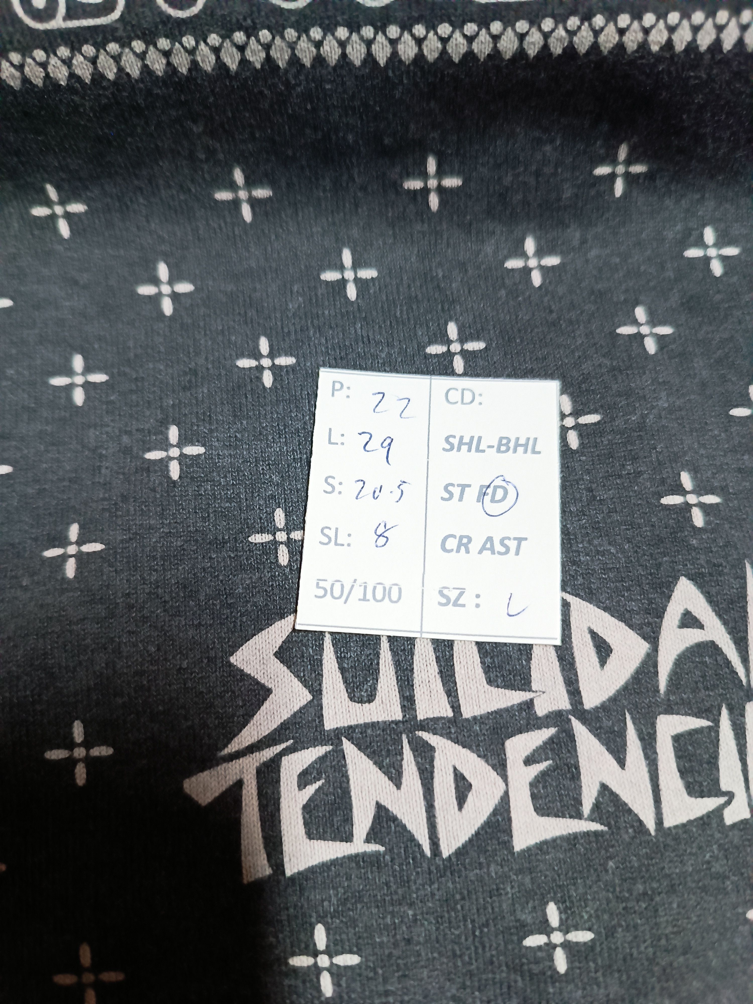 Band Tees VINTAGE FADED XLARGE X SUICIDAL TENDENCIES BANDANA VERY RARE Size US L / EU 52-54 / 3 - 19 Thumbnail