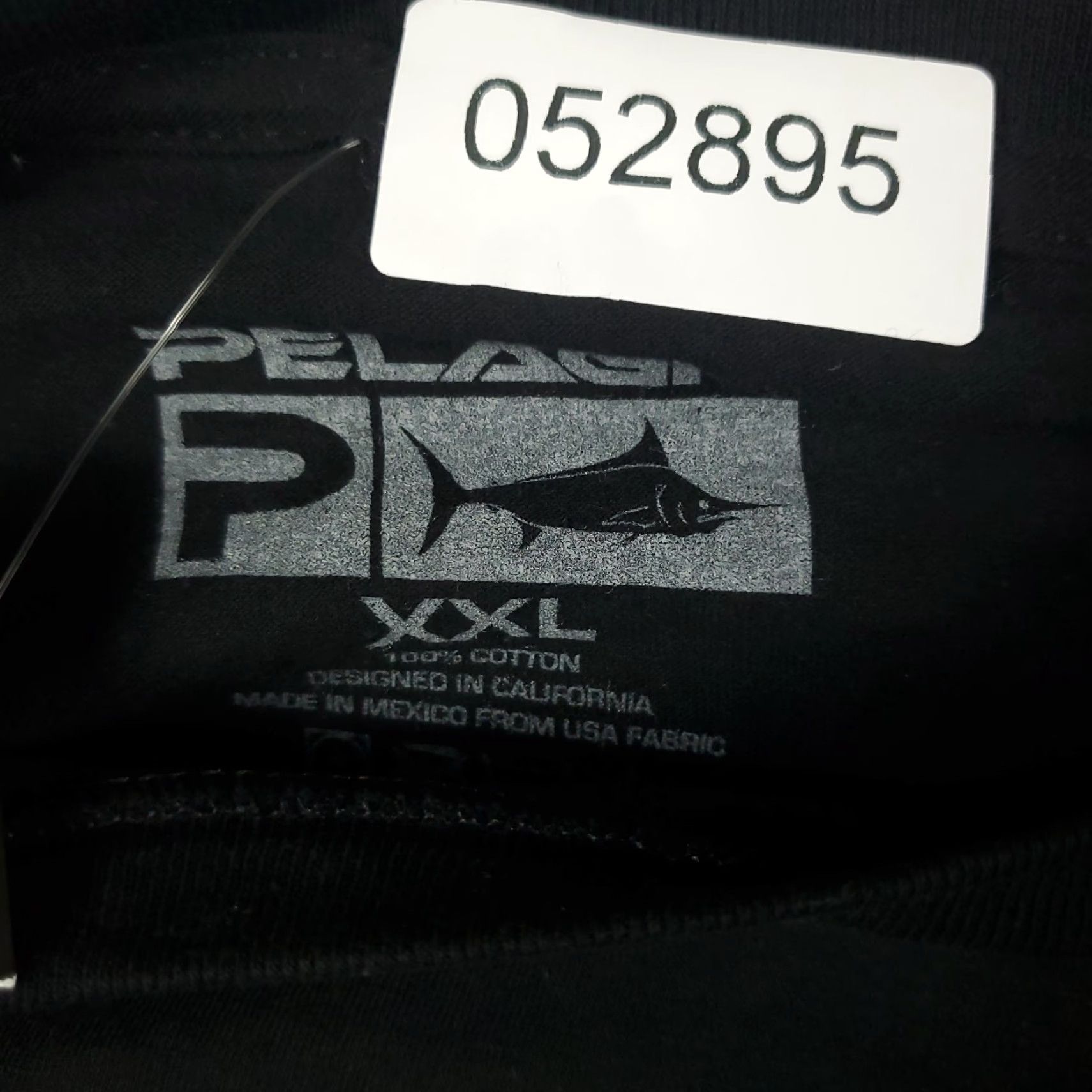 Vintage Pelagic T Shirt Mens 2XL Black Palm Beach Shamrock Graphic Long Sleeve Shirt Mens Black 2XL Logo Classic Modern Sports American Men Size US XXL / EU 58 / 5 - 8 Thumbnail