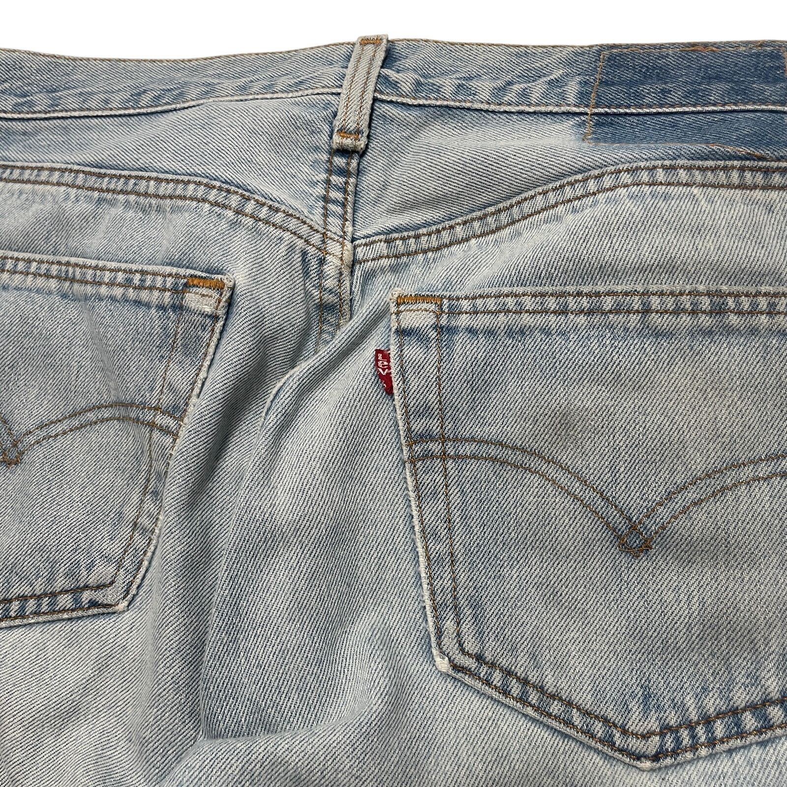 Levi's VTG 90's Levi's 501 Blue Light Wash Denim Jeans 31x30 Size US 31 - 6 Thumbnail