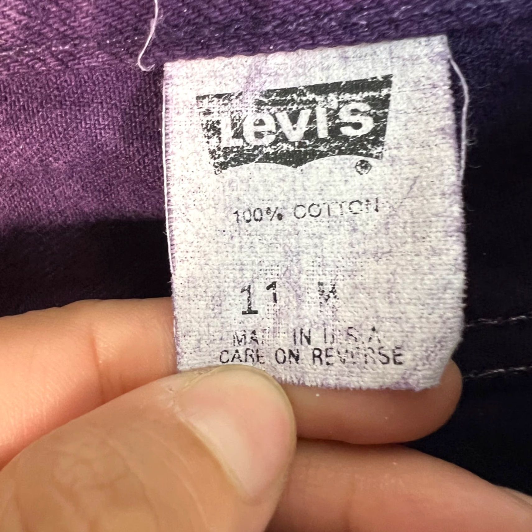 Levi's VINTAGE Levi's Women's High-Waisted Tapered Jeans Size 11 (26 in Waist) Purple Denim Size 32" / US 10 / IT 46 - 4 Thumbnail