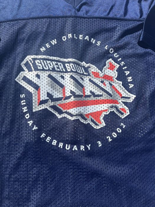 Vintage 2002 Super Bowl XXXVI Patriots VS Rams Sweatshirt