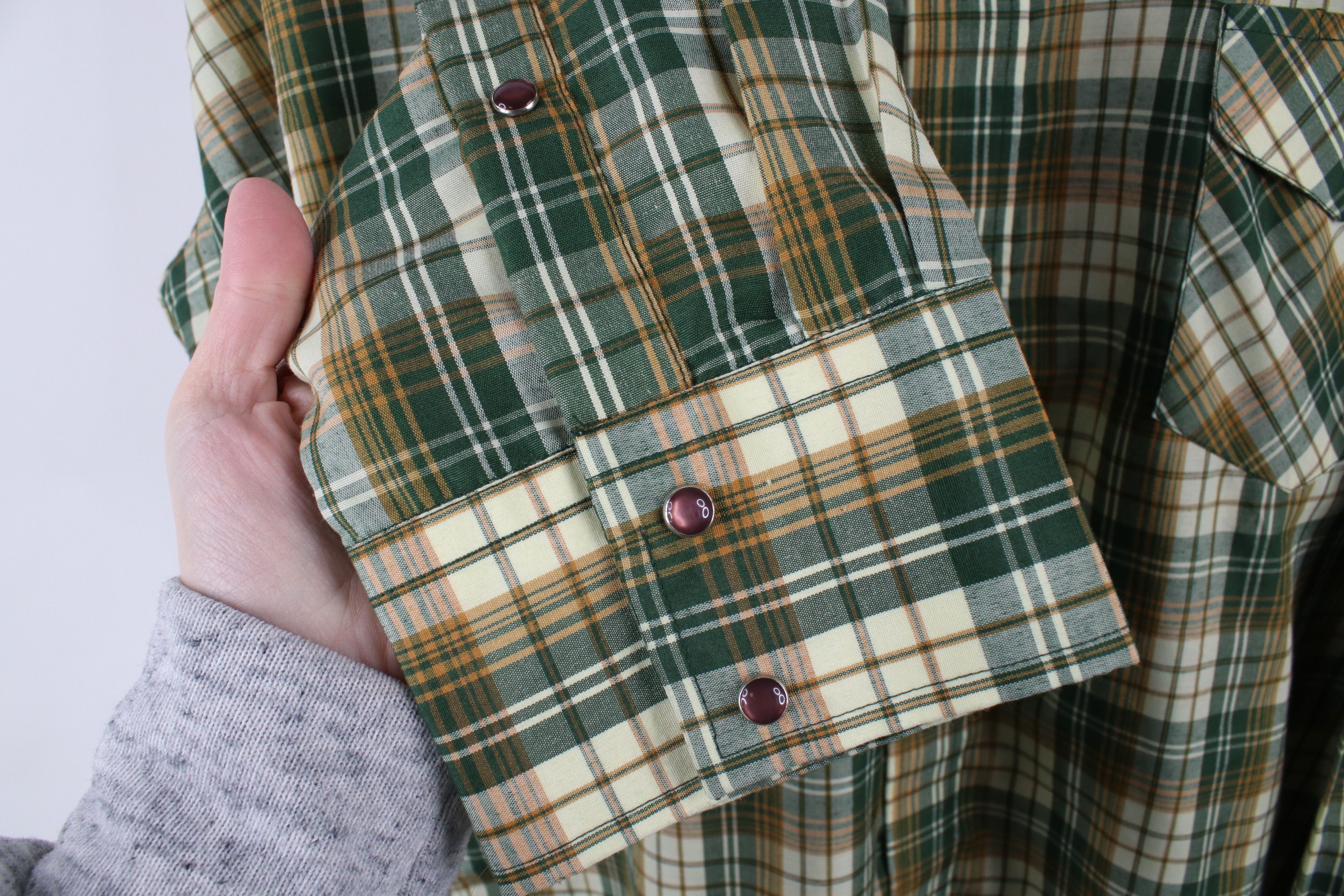 Vintage Vintage 90s Streetwear Rodeo Cowboy Snap Button Shirt Plaid Size US XXL / EU 58 / 5 - 4 Thumbnail