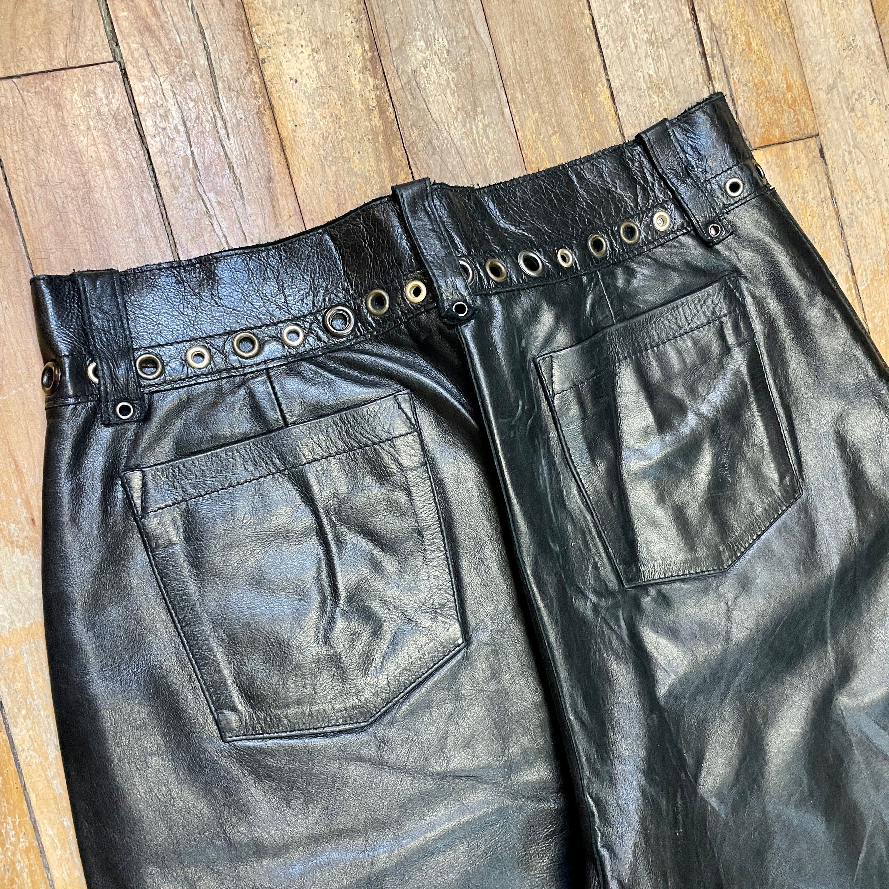 Roberto Cavalli Vintage Roberto Cavalli "Just Cavalli" Black Leather Trousers with Grommet Detailing on Waistband Size 30" Size 30" / US 8 / IT 44 - 4 Thumbnail