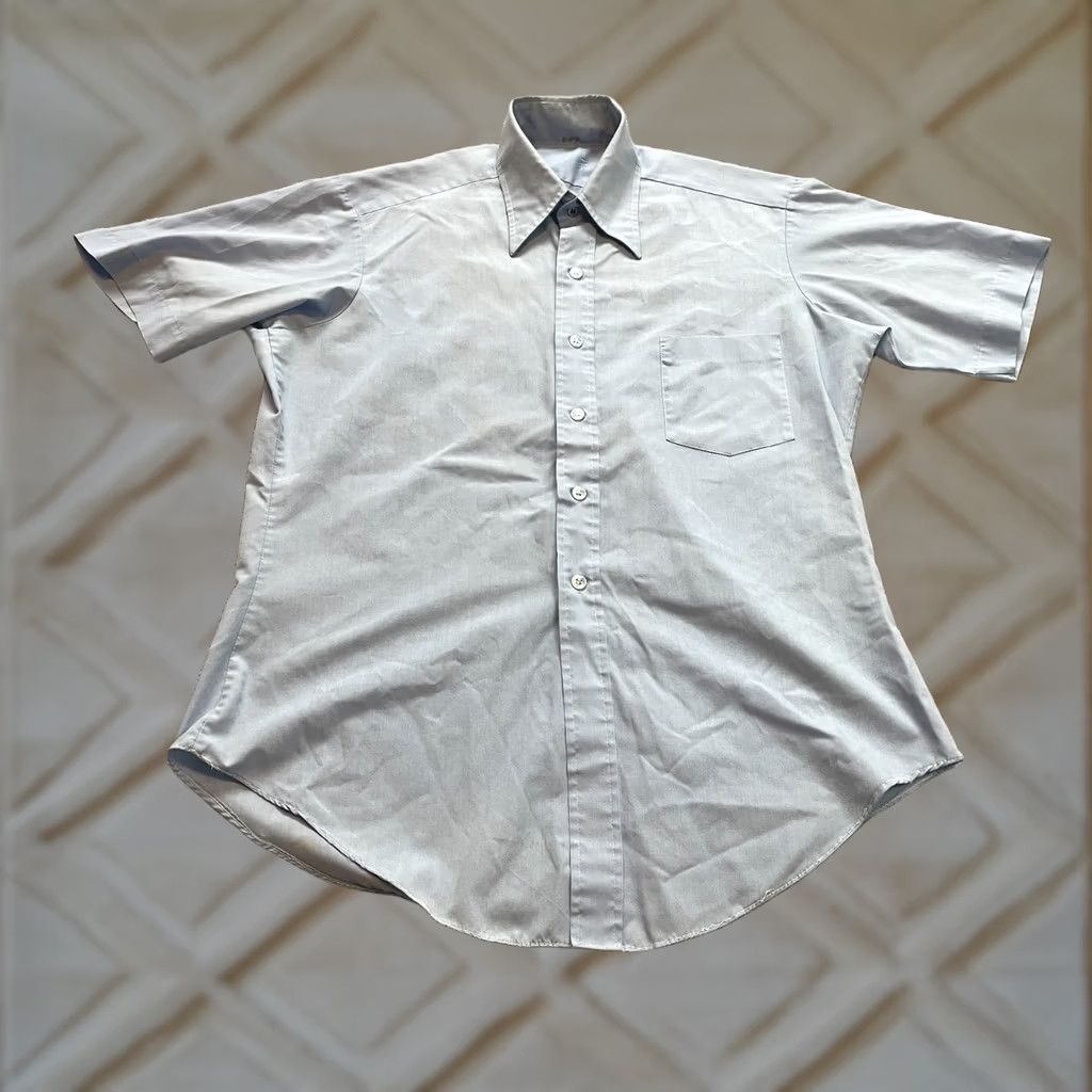 Vintage VINTAGE Unbranded Button-Up Shirt Mens L Blue Short Sleeve Collared Pocket Tee Shirt Shirt Size US L / EU 52-54 / 3 - 1 Thumbnail