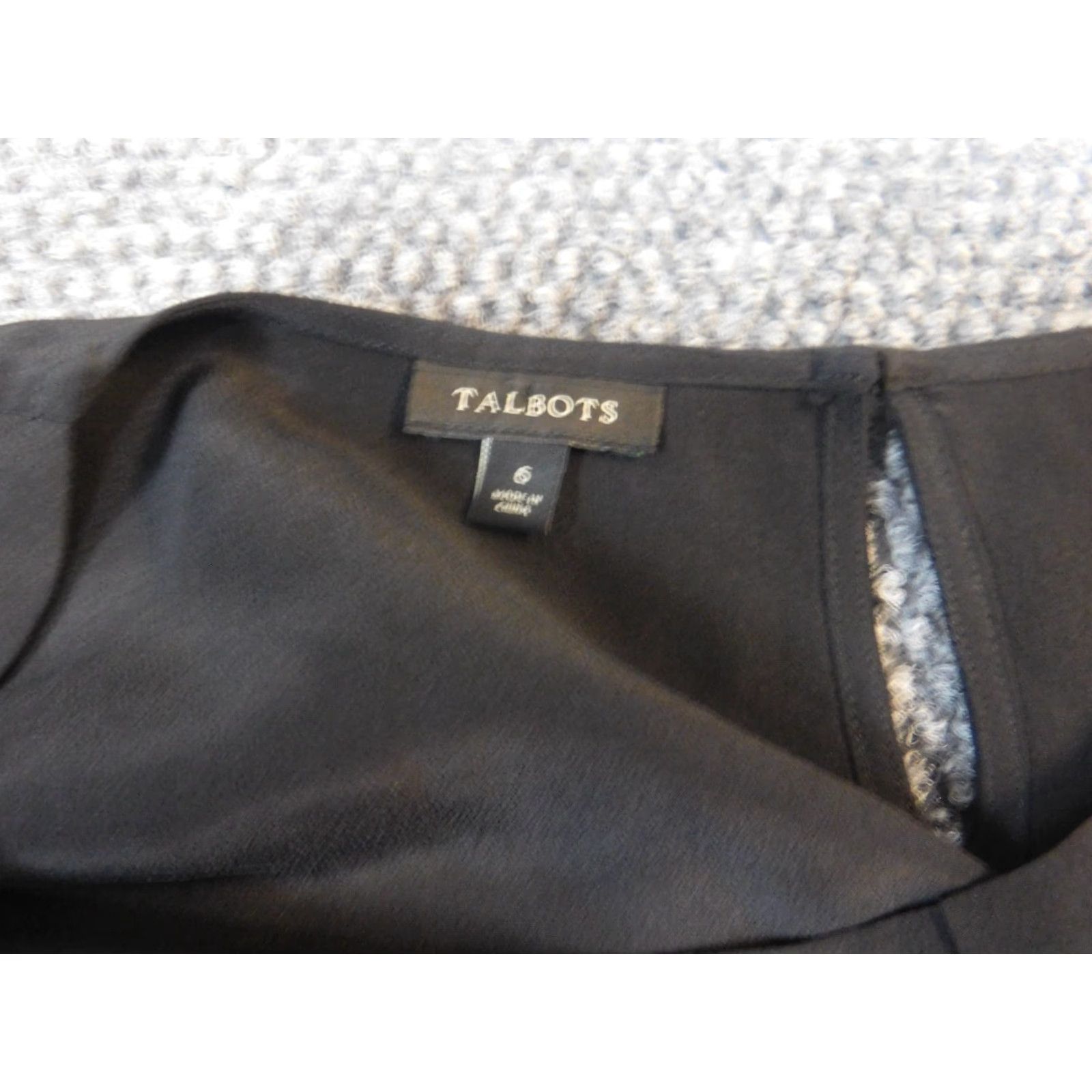 Ann Taylor Loft Womens Blouse 6 Black Lightweight Pullover Casual Round Neck Cotton 100% Ann Taylor Loft Womens Blouse Size M / US 6-8 / IT 42-44 - 4 Thumbnail