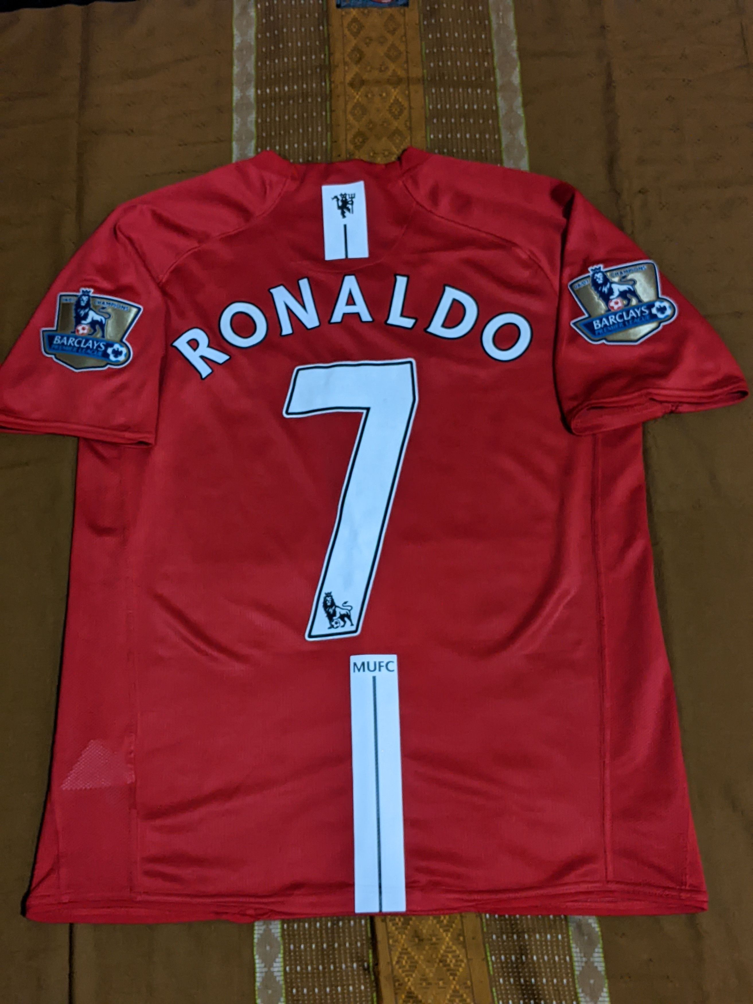 Vintage Manchester united 2007 Home Jersey Cristiano Ronaldo 7 Size US L / EU 52-54 / 3 - 2 Thumbnail
