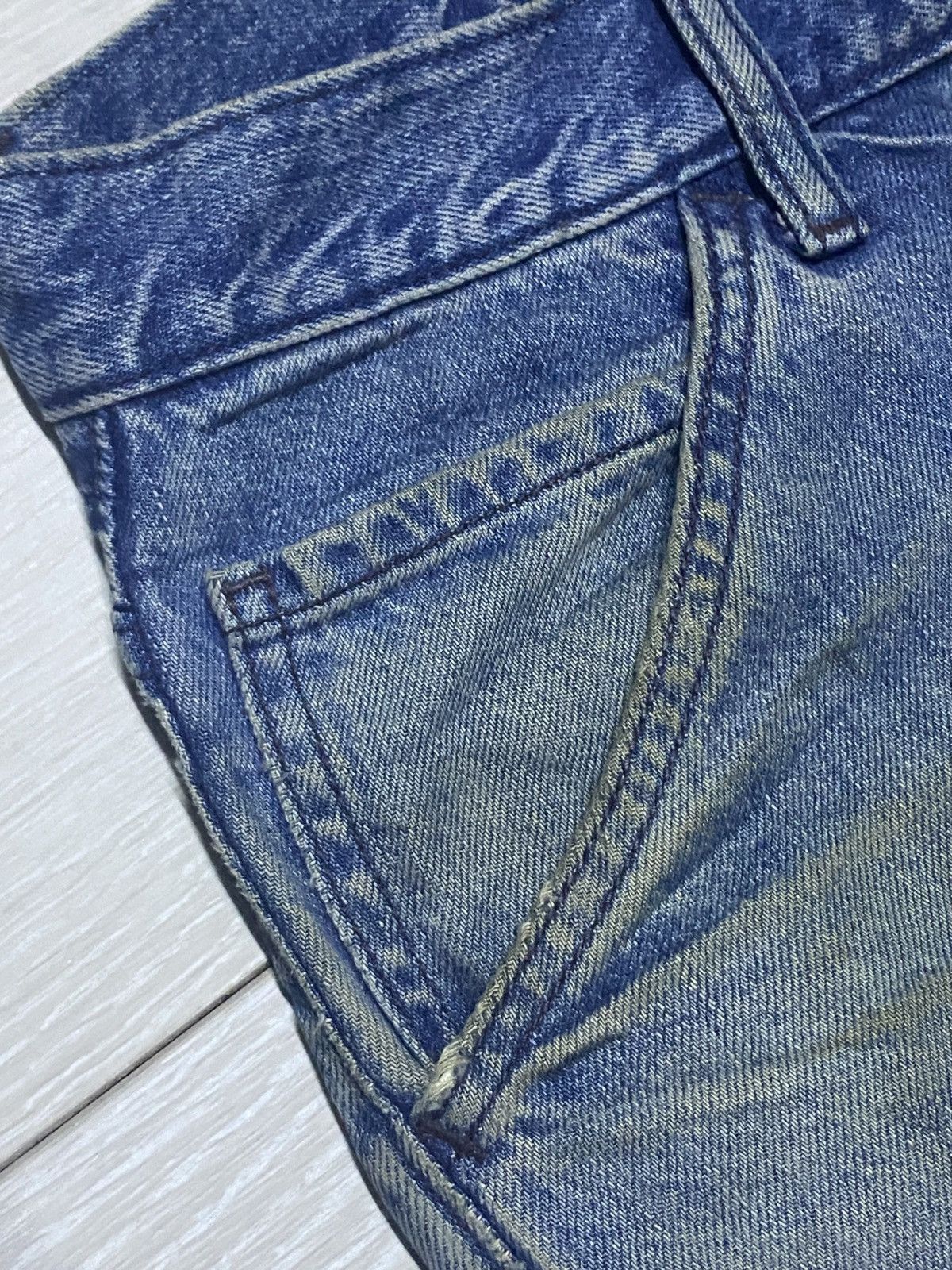 Uniqlo Vintage Japanese Brand Uniqlo Light Wash Tappered Leg Jeans Size US 36 / EU 52 - 9 Thumbnail
