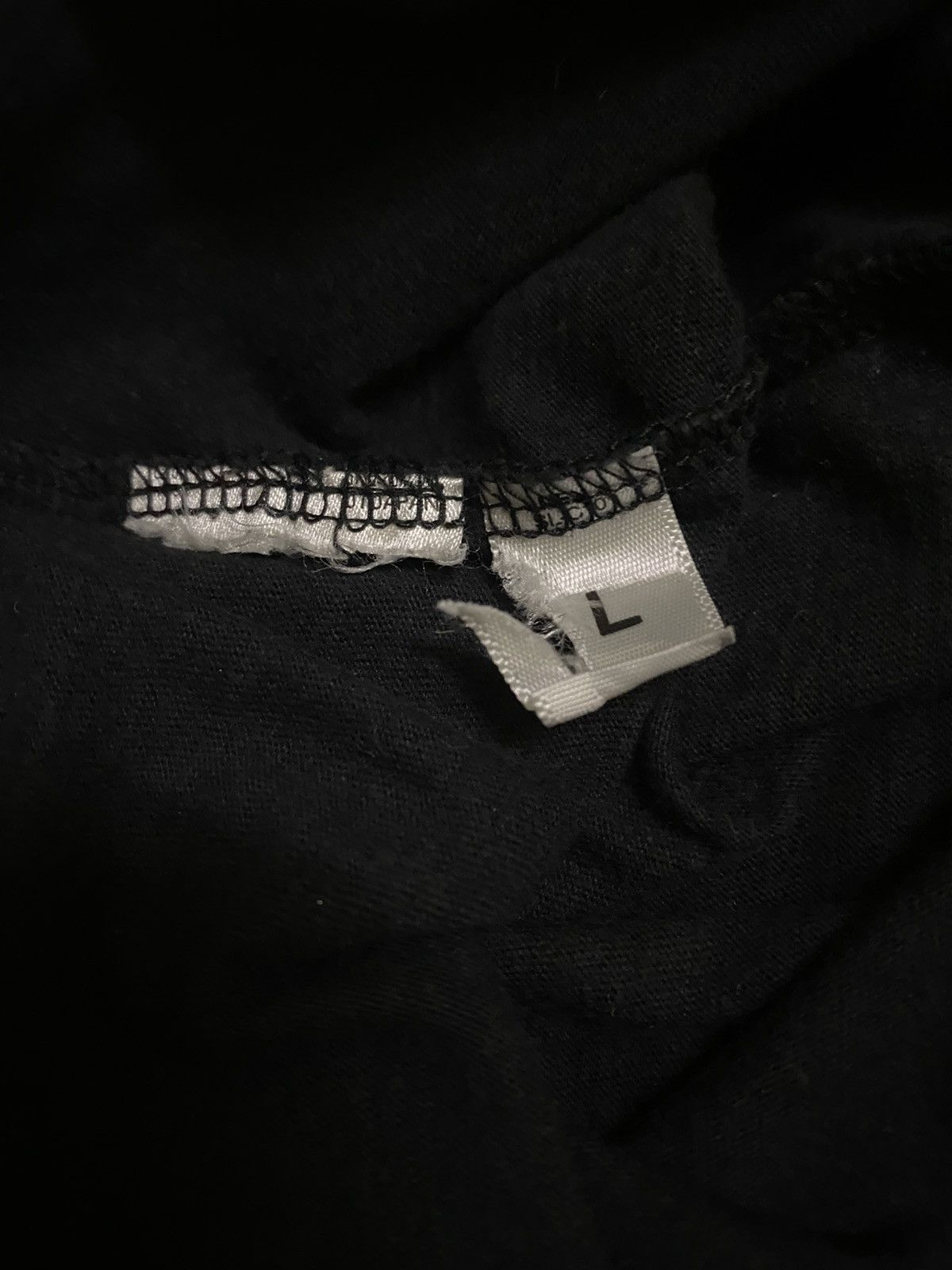 Jun Takahashi × Undercover × Uniqlo Uniqlo x Undercover by Jun Takahashi Size US M / EU 48-50 / 2 - 5 Thumbnail