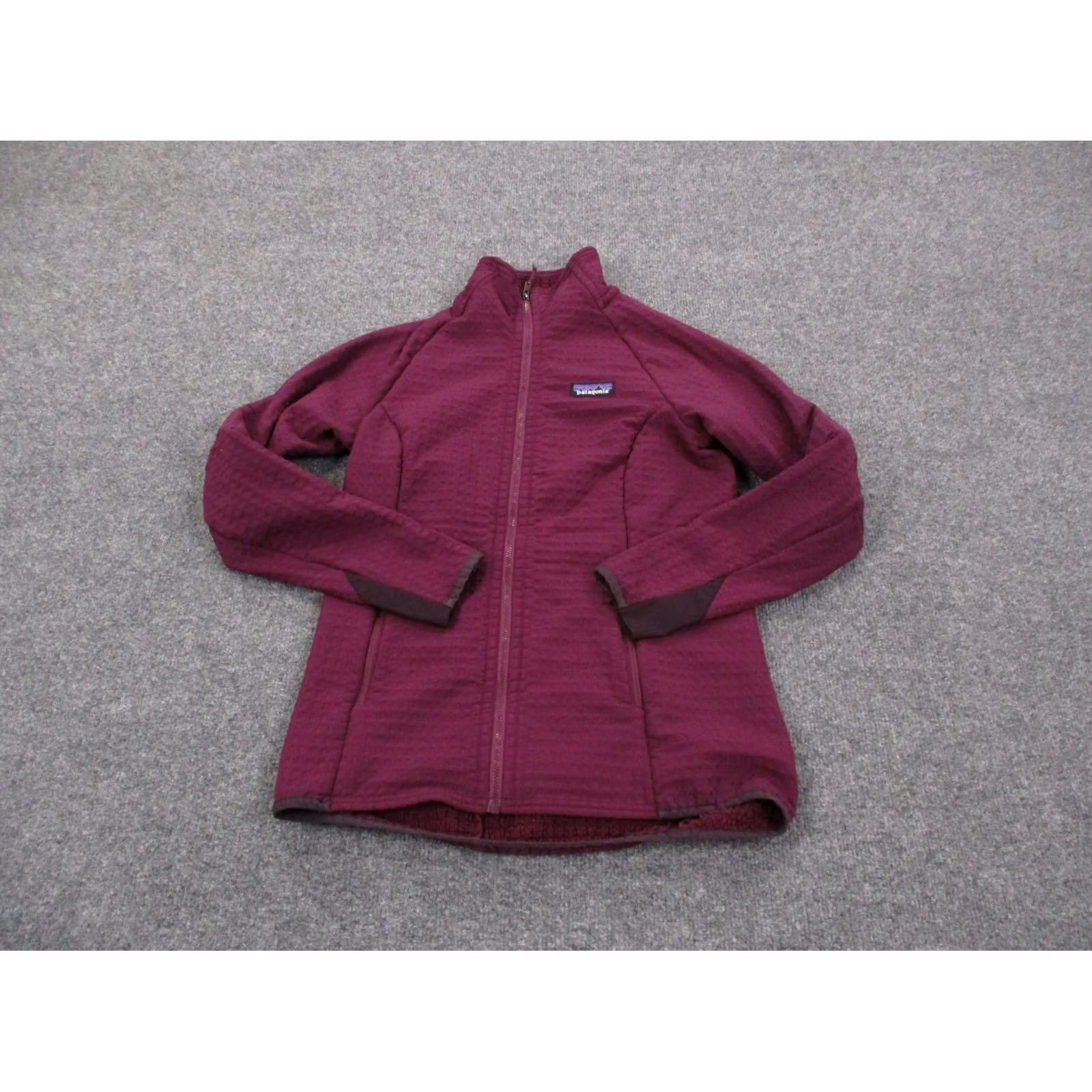 Patagonia Patagonia Jacket Womens XS Purple Regulator Outdoor Coat Sweater Hiking Camping Size XS / US 0-2 / IT 36-38 - 2 Thumbnail