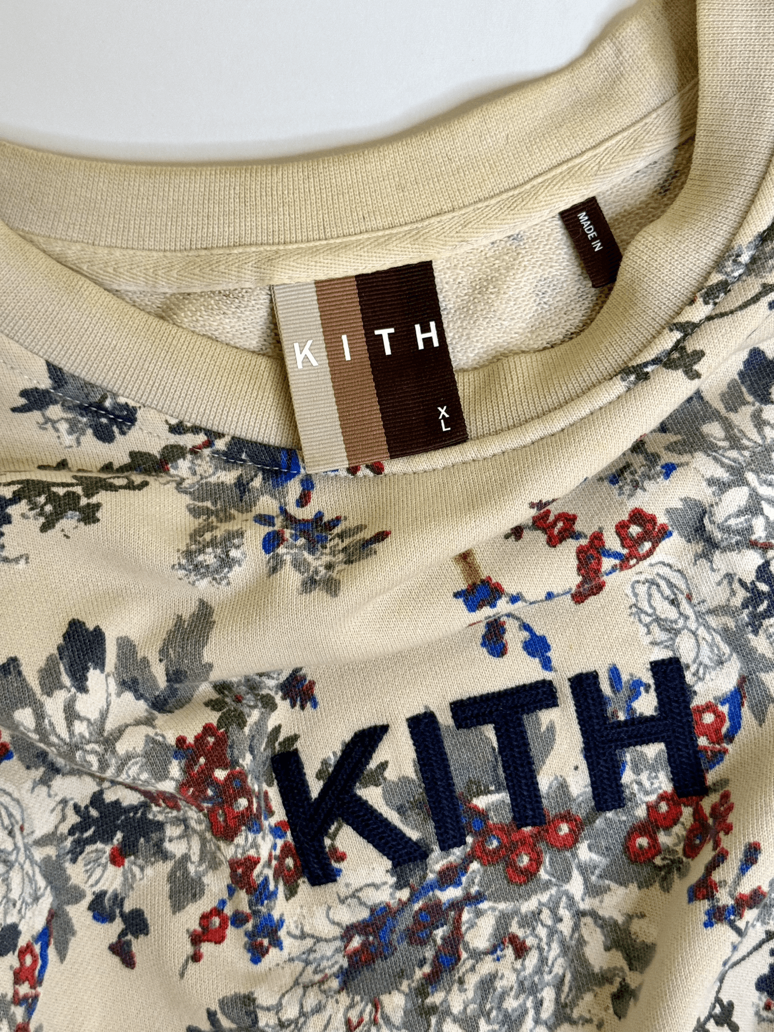 Kith Kith Floral Panel Crewneck - Ivory Multi Size US XL / EU 56 / 4 - 3 Thumbnail