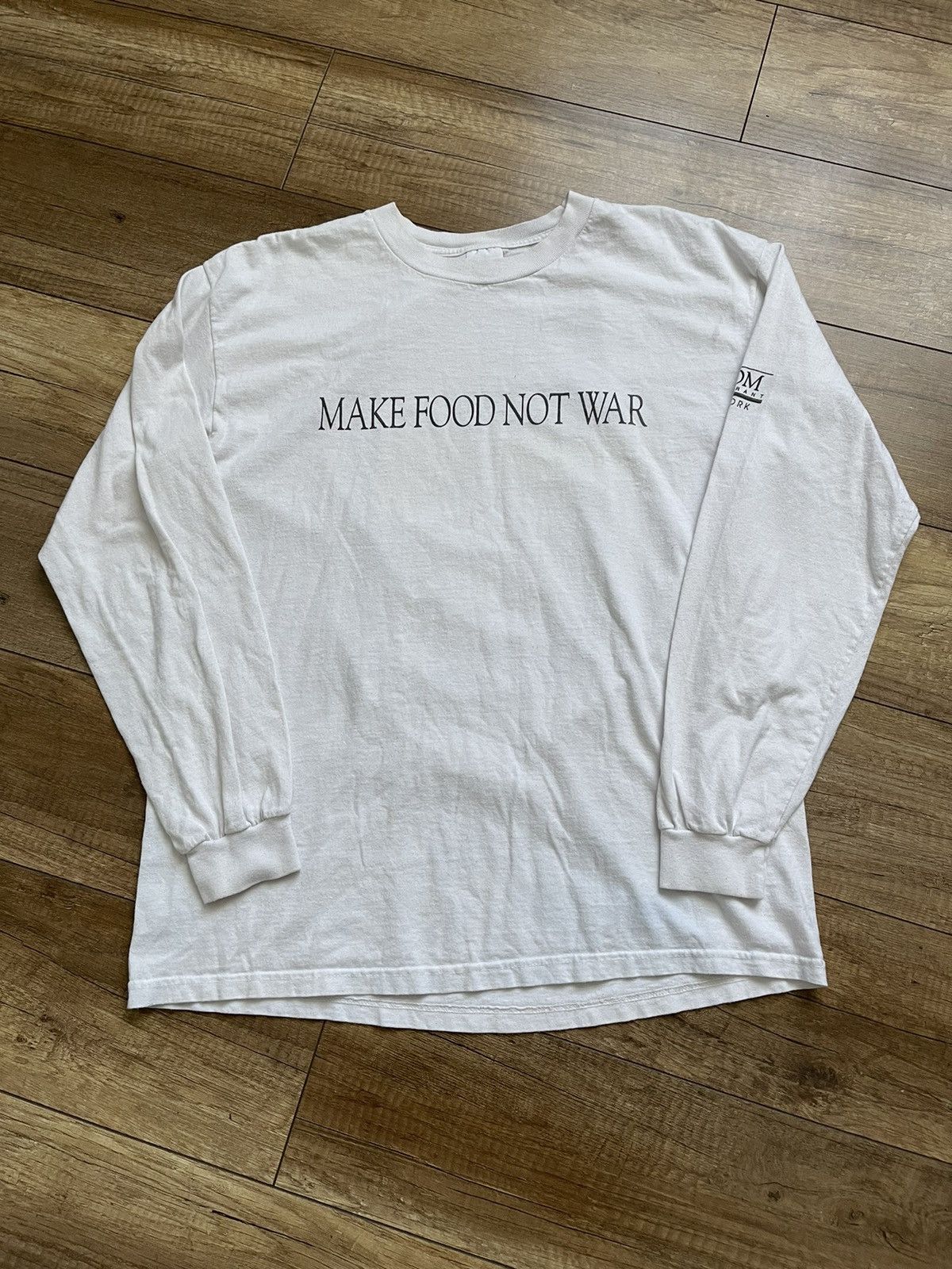 Other Make Food Not War Vintage USA Long Sleeve T-Shirt Tee 90s Size US L / EU 52-54 / 3 - 7 Thumbnail