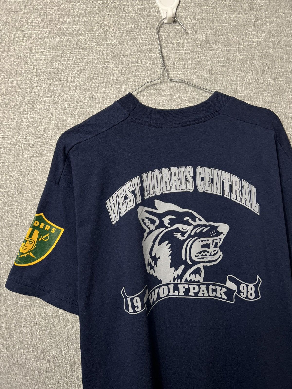 Fruit Of The Loom Raiders West Morris Central Footbal Clinic 1998 Wolfpack Tee Size US XL / EU 56 / 4 - 6 Thumbnail