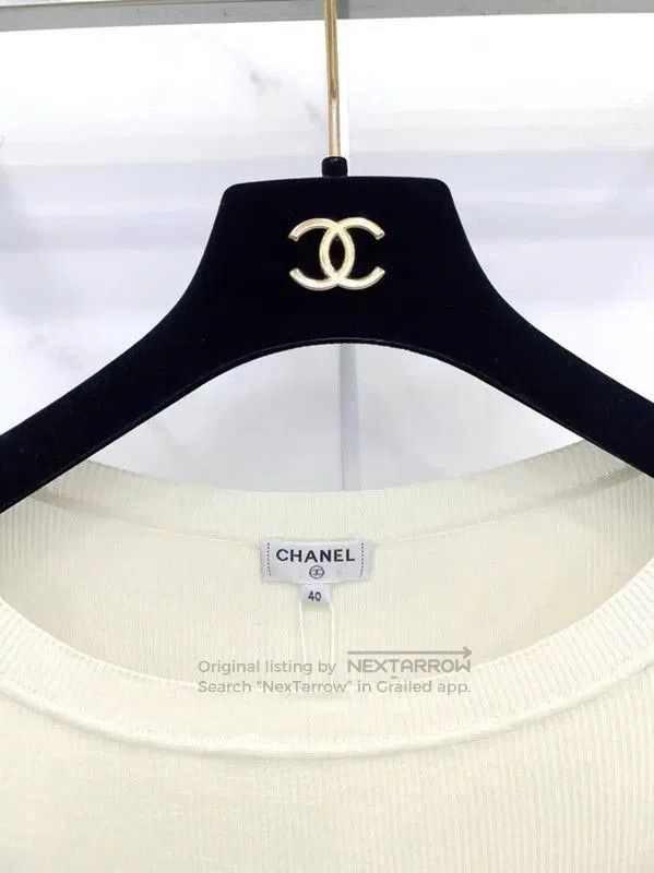 Chanel Chanel Cream Ruffled Knit Sweater for Women . Size L / US 10 / IT 46 - 9 Thumbnail