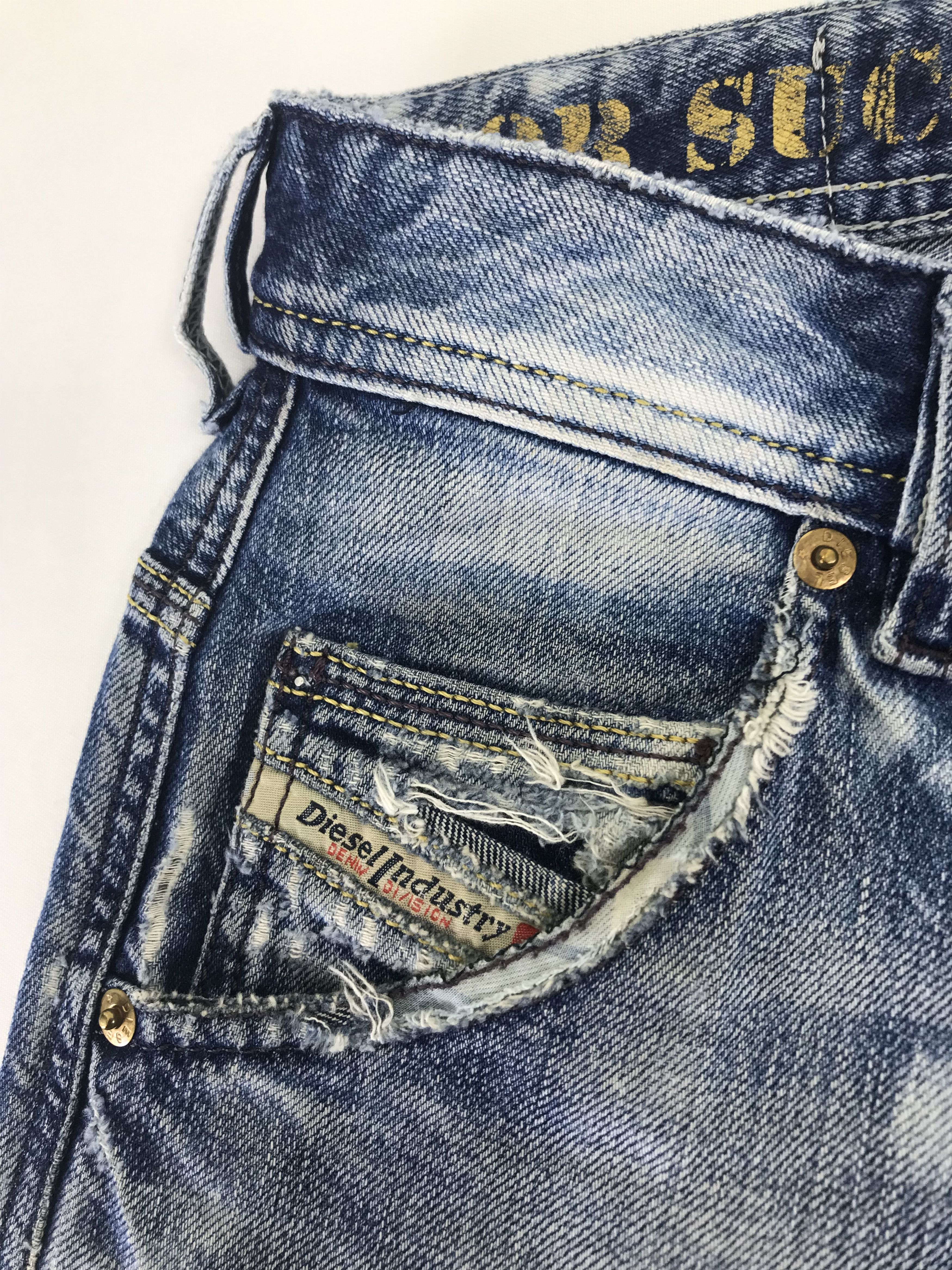 Diesel Vintage Diesel Distressed Denim Faded Blue Jeans Size US 29 - 10 Thumbnail