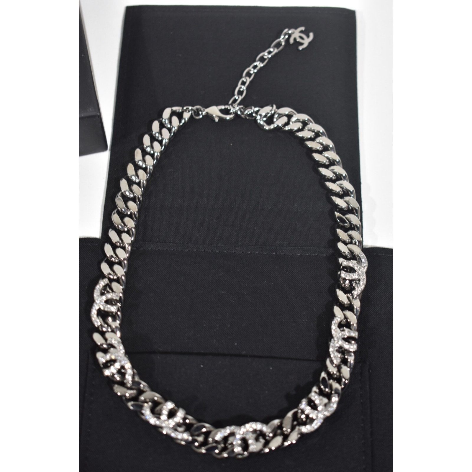 Chanel Chanel Cut Off Chain Cuban Link Crystal Choker Necklace Size ONE SIZE - 4 Thumbnail