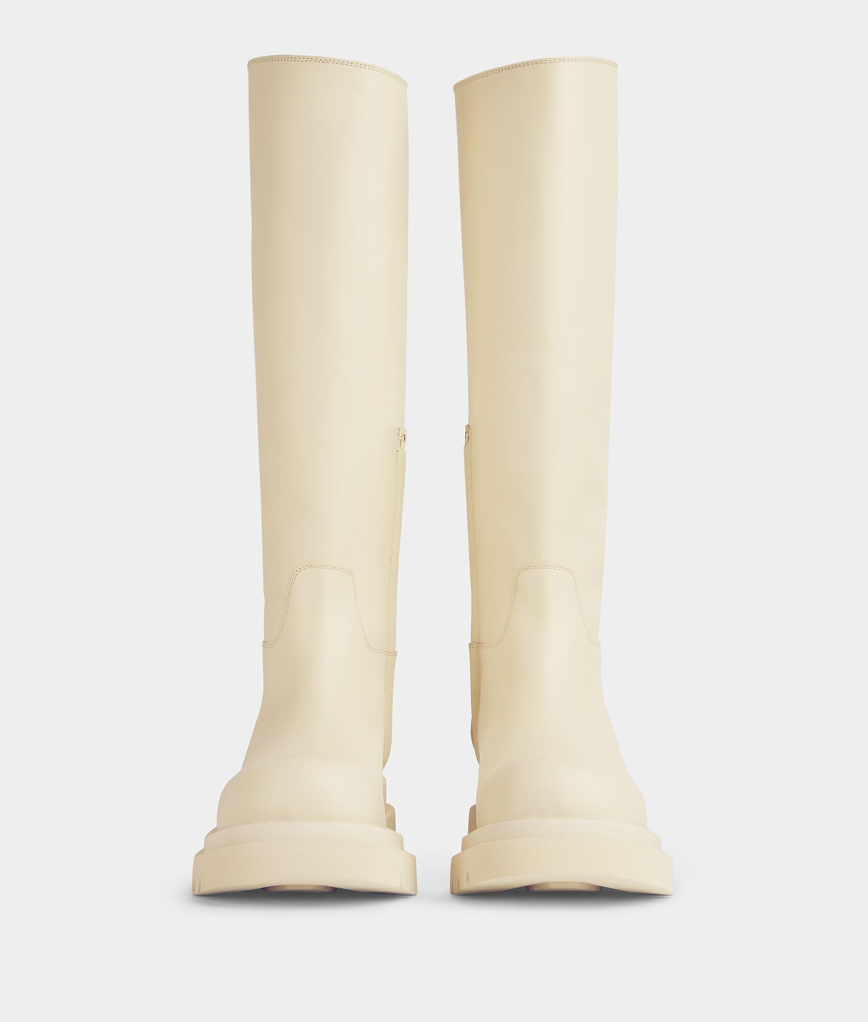 Bottega Veneta o1s1rm0426 Lug Boots in Sea Salt Size US 8.5 / IT 38.5 - 2 Thumbnail