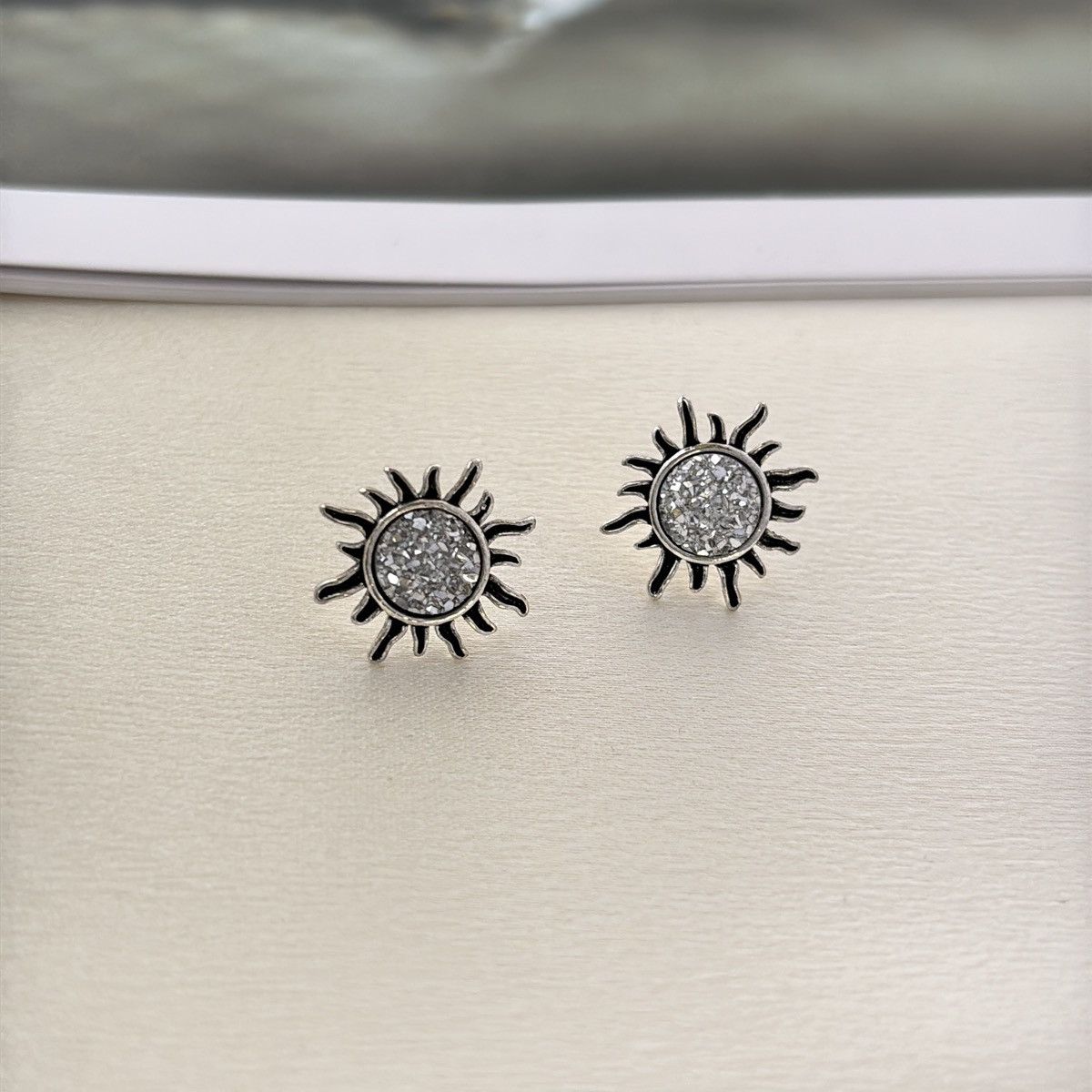 Other Sun Stud Earrings for Men Women Streetwear Punk Hip Hop Size ONE SIZE - 2 Thumbnail
