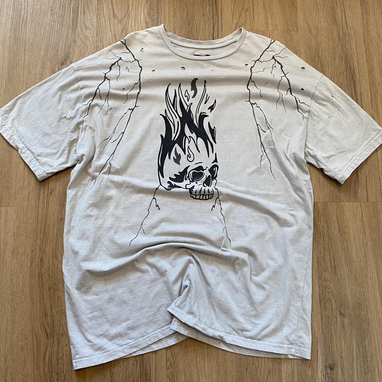 Other White and black graphic t-shirt Size US XL / EU 56 / 4 - 1 Thumbnail