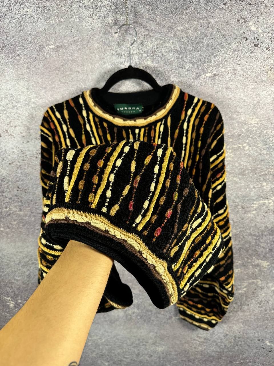 Tundra Canada Vintage Tudra Canada 3D Chunky Sweater Coogi Cosby Style Size US L / EU 52-54 / 3 - 6 Thumbnail