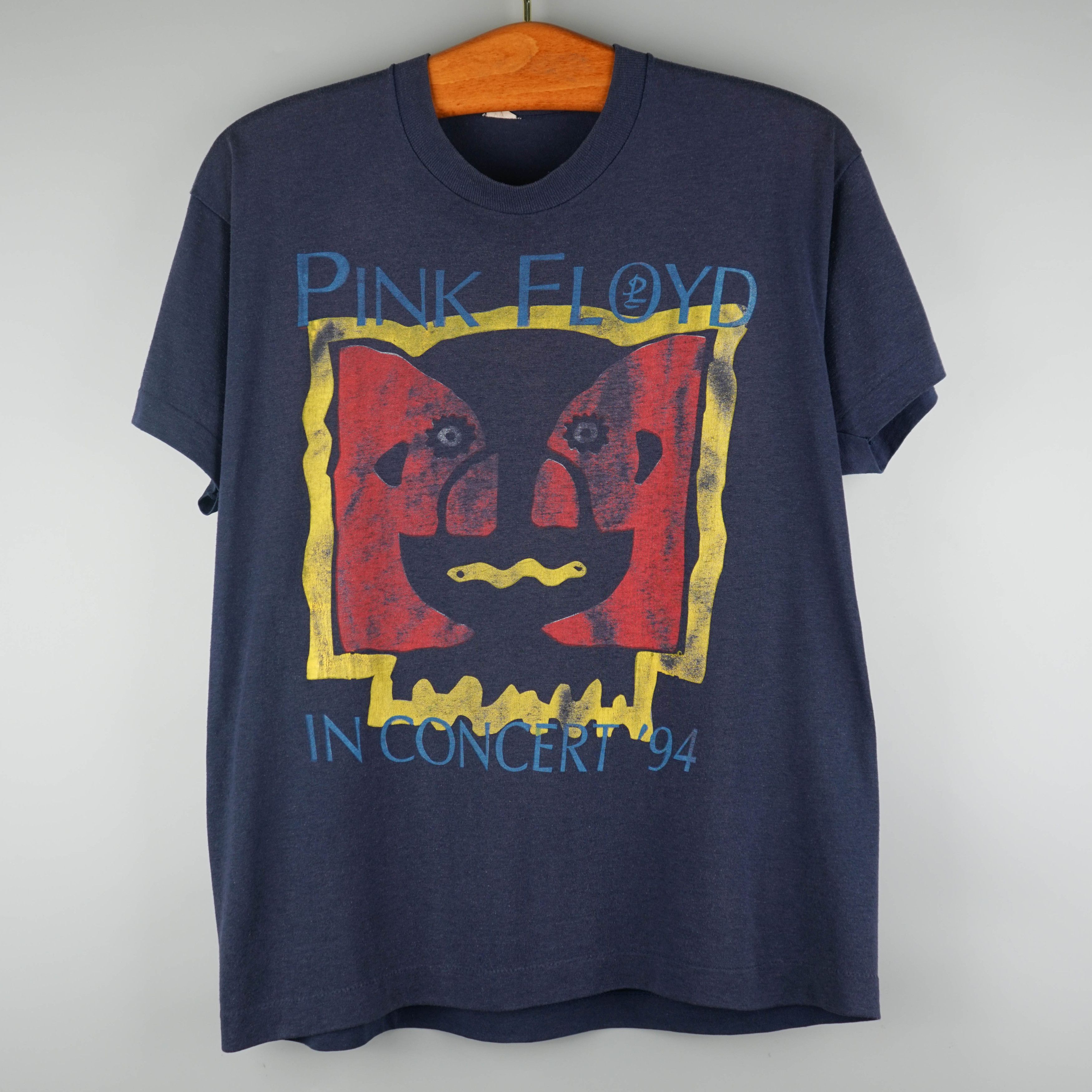 Band Tees Vintage 1994 Pink Floyd Concert T-Shirt Size US L / EU 52-54 / 3 - 1 Thumbnail