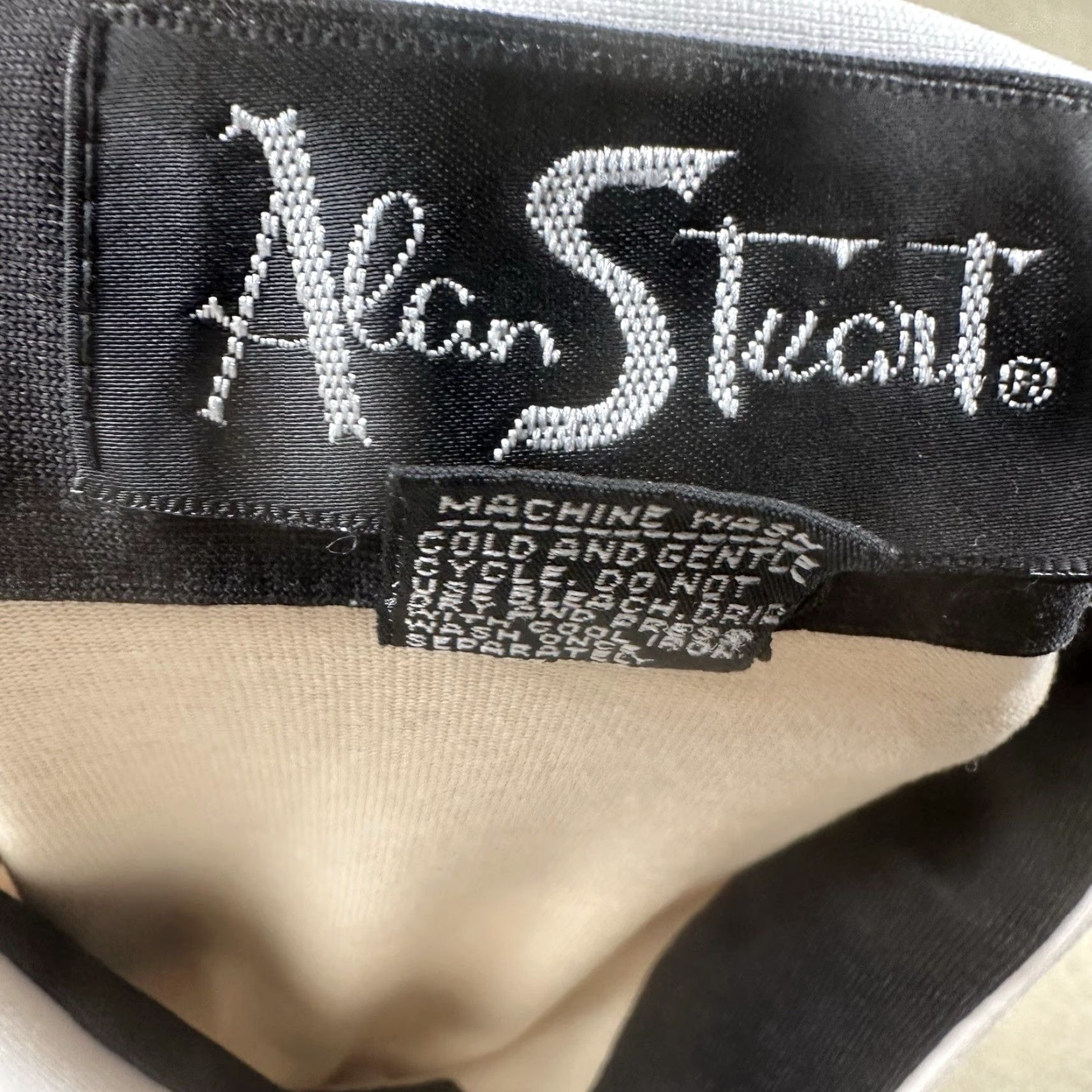 Vintage VINTAGE Alan Stuart Polo Shirt Mens Large Beige Argyle Size US L / EU 52-54 / 3 - 4 Thumbnail