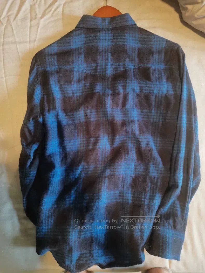 Saint Laurent Paris SLP Classic Check Button. Size US XS / EU 42 / 0 - 2 Thumbnail