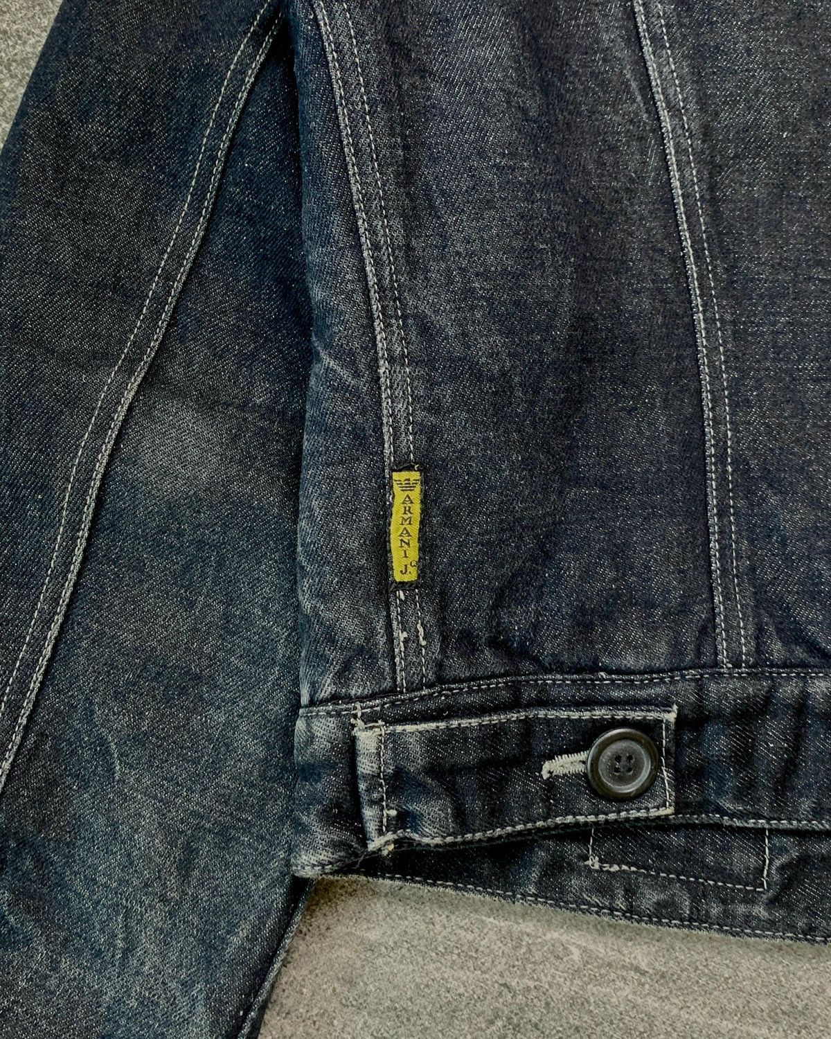 Armani FREE TAX! Denim Padded Trucker Jacket Size US S / EU 44-46 / 1 - 10 Thumbnail