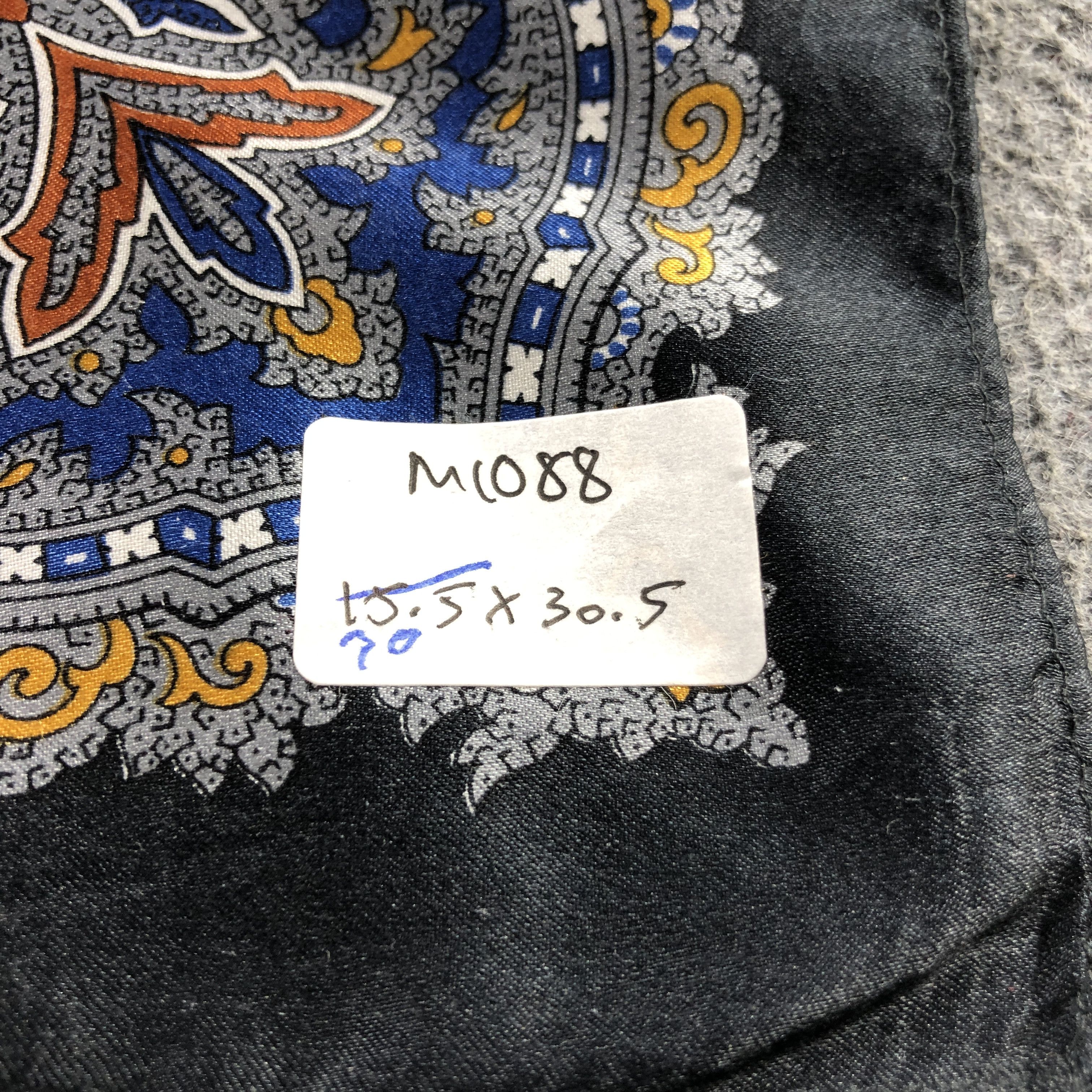 Japanese Brand Luxury Paisley Silk Scarf M1088 Size ONE SIZE - 5 Thumbnail