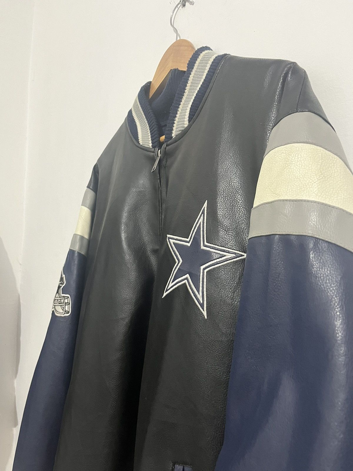 NFL × Vintage Vintage Dallas Cowboys Leather Jacket Size US L / EU 52-54 / 3 - 4 Thumbnail