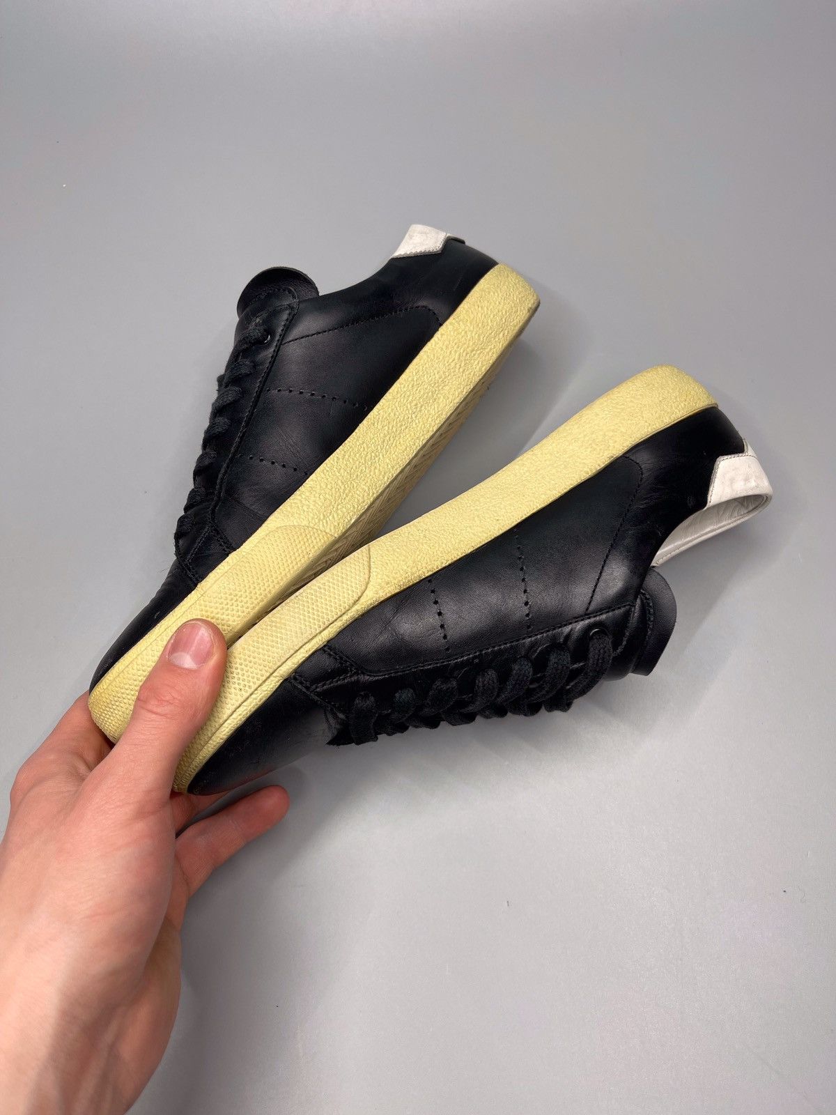 Saint Laurent Paris Saint Laurent Paris Leather Low-Top Sneakers SL/06 Size US 8.5 / IT 38.5 - 13 Thumbnail