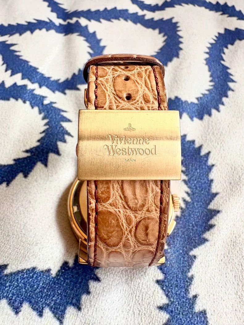 Vivienne Westwood Vivienne Westwood Vintage Gold White Dial Elvis Watch Size ONE SIZE - 5 Thumbnail