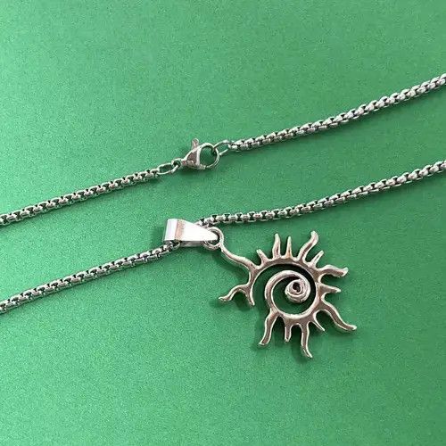 Designer × Jewelry Titanium Steel Sun Pendant Necklace for Men Women Size ONE SIZE - 4 Thumbnail