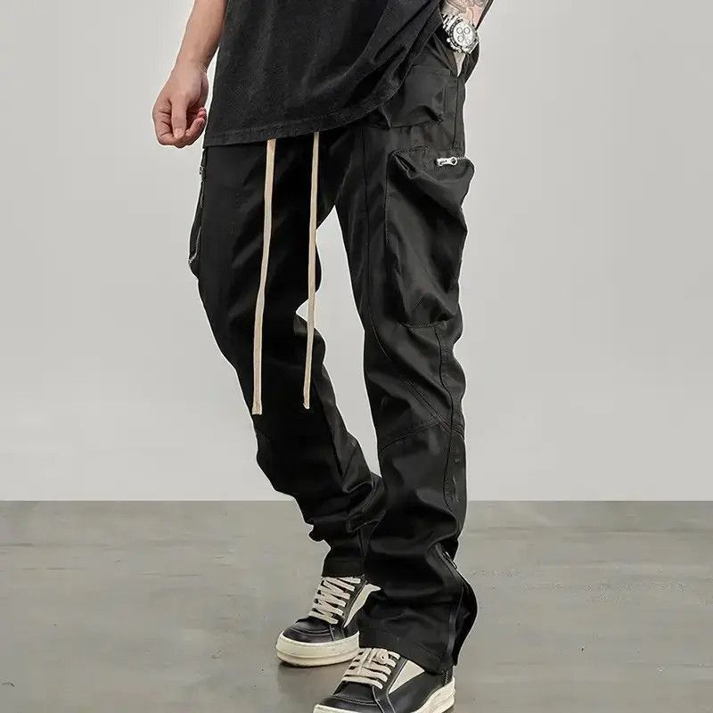 Japanese Brand Three-dimensional Functional Cargo Pants Size US 32 / EU 48 - 2 Thumbnail