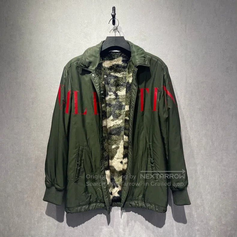 Valentino Valentino Fur one-piece jacket Size US M / EU 48-50 / 2 - 1 Thumbnail