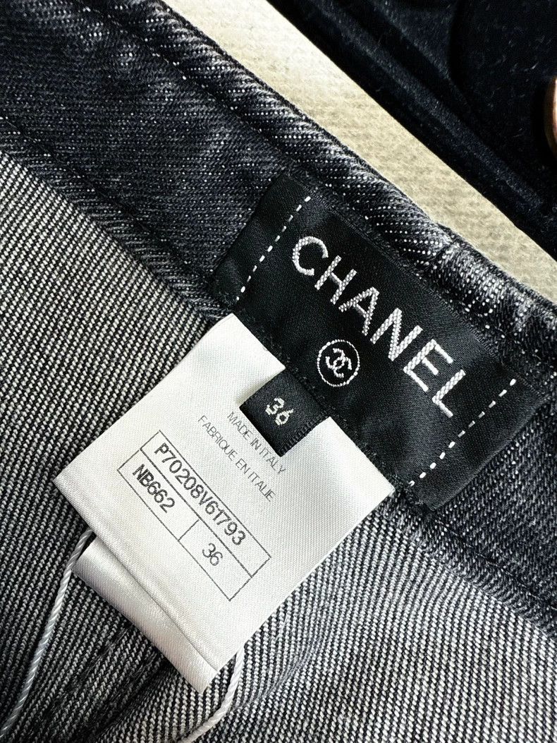 Chanel Chanel 21p gray embossed double C camellia jeans Size 24" / US 00 / IT 34 - 4 Thumbnail