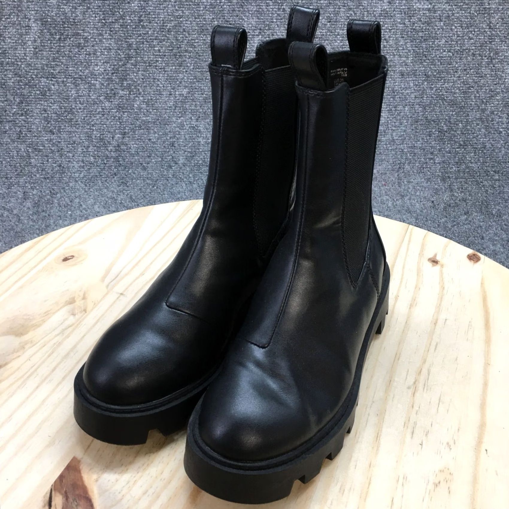 H&M H & M Womens Chelsea Ankle Booties Black Pull On Comfort Chunk Heels 36 Size US 6 / IT 36 - 3 Thumbnail