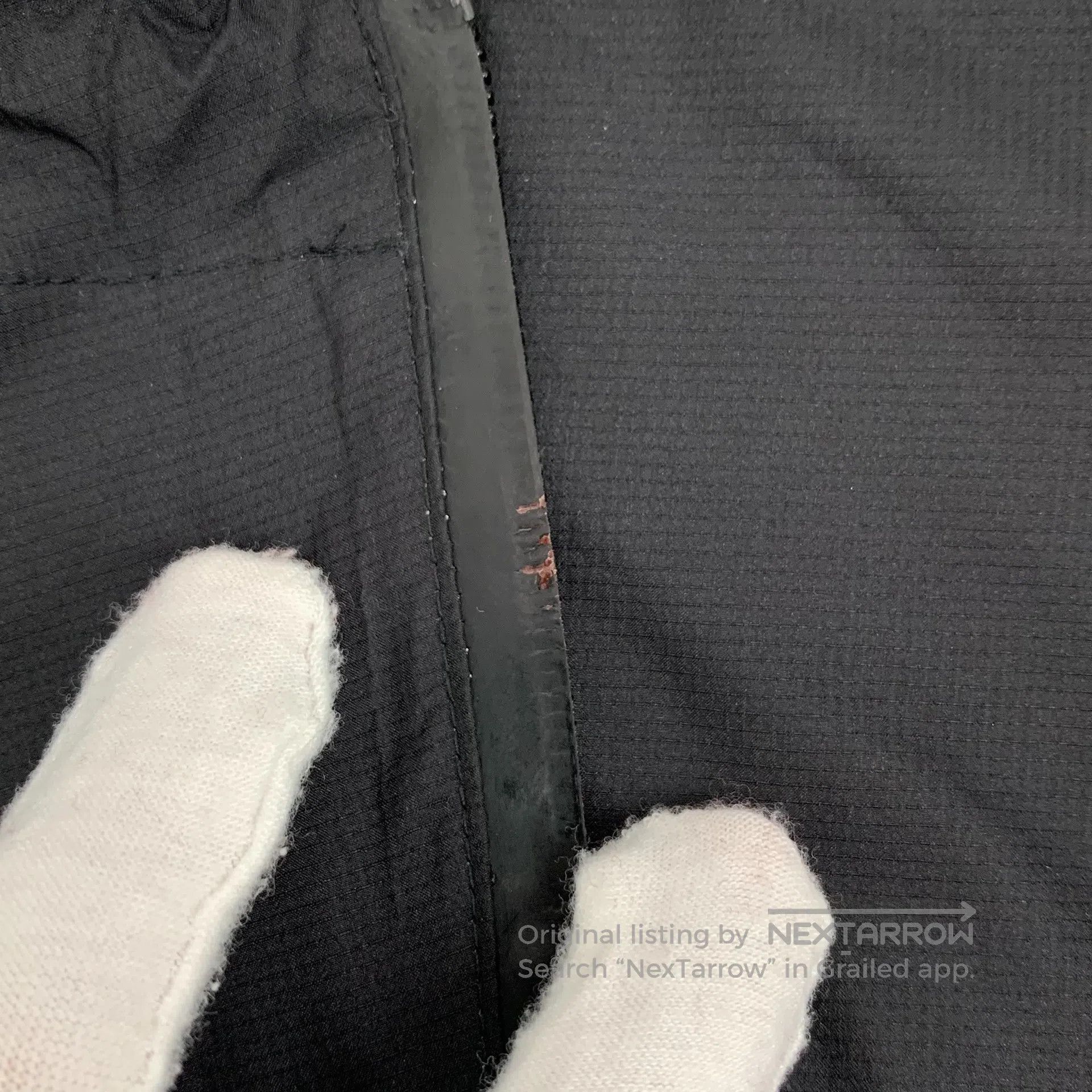 Burberry Burberry Black logo lettering print hooded half-zip long-s Size US L / EU 52-54 / 3 - 7 Thumbnail